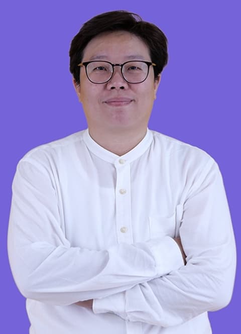 employee image