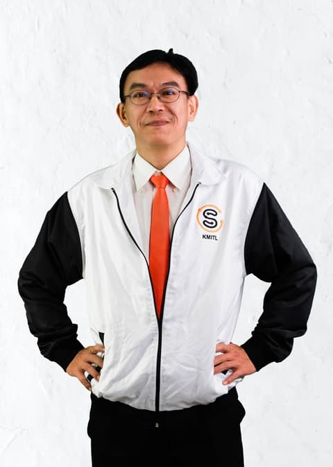 employee image